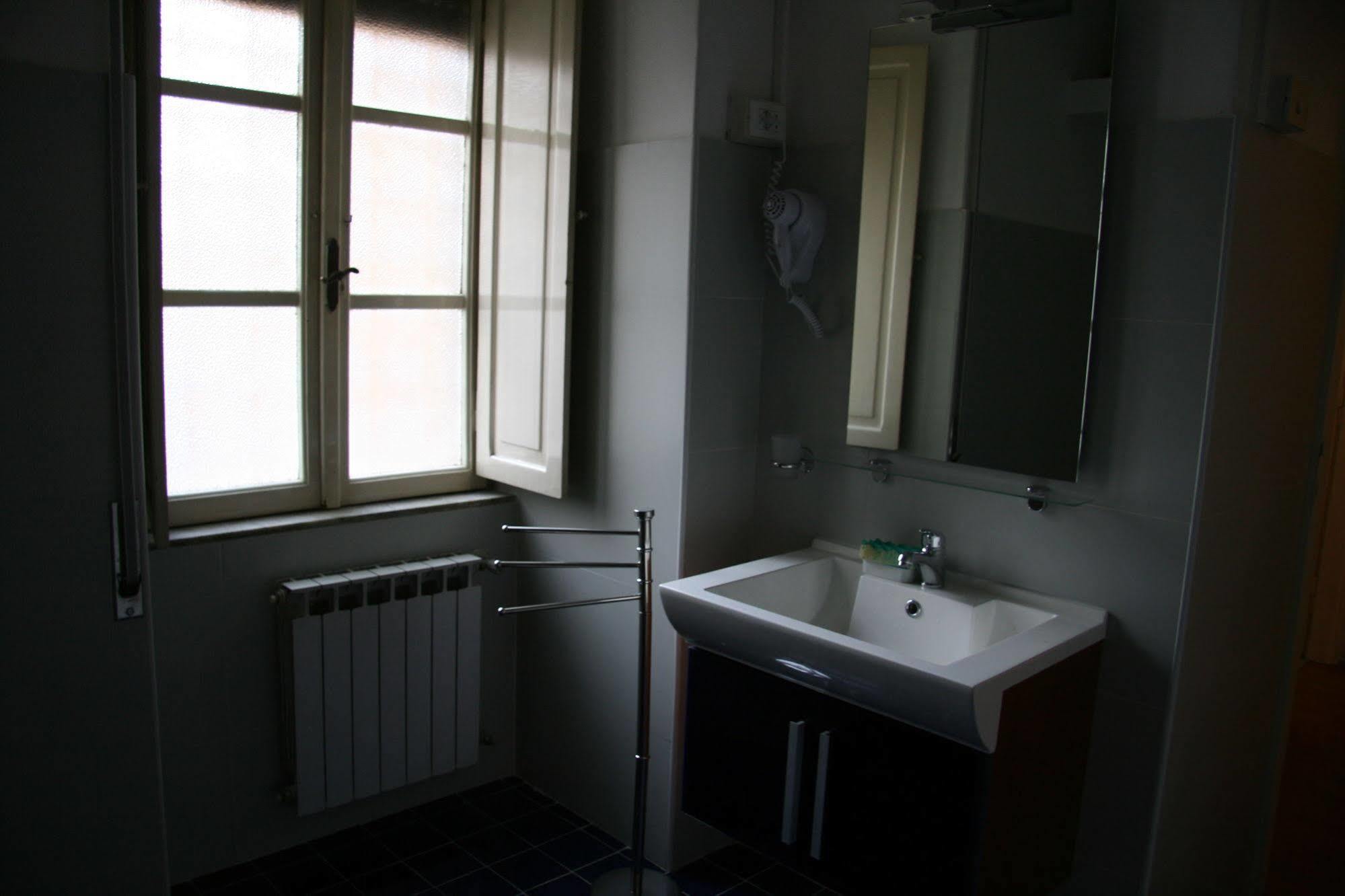 Trasteveredreamsuites B&B Rome Buitenkant foto